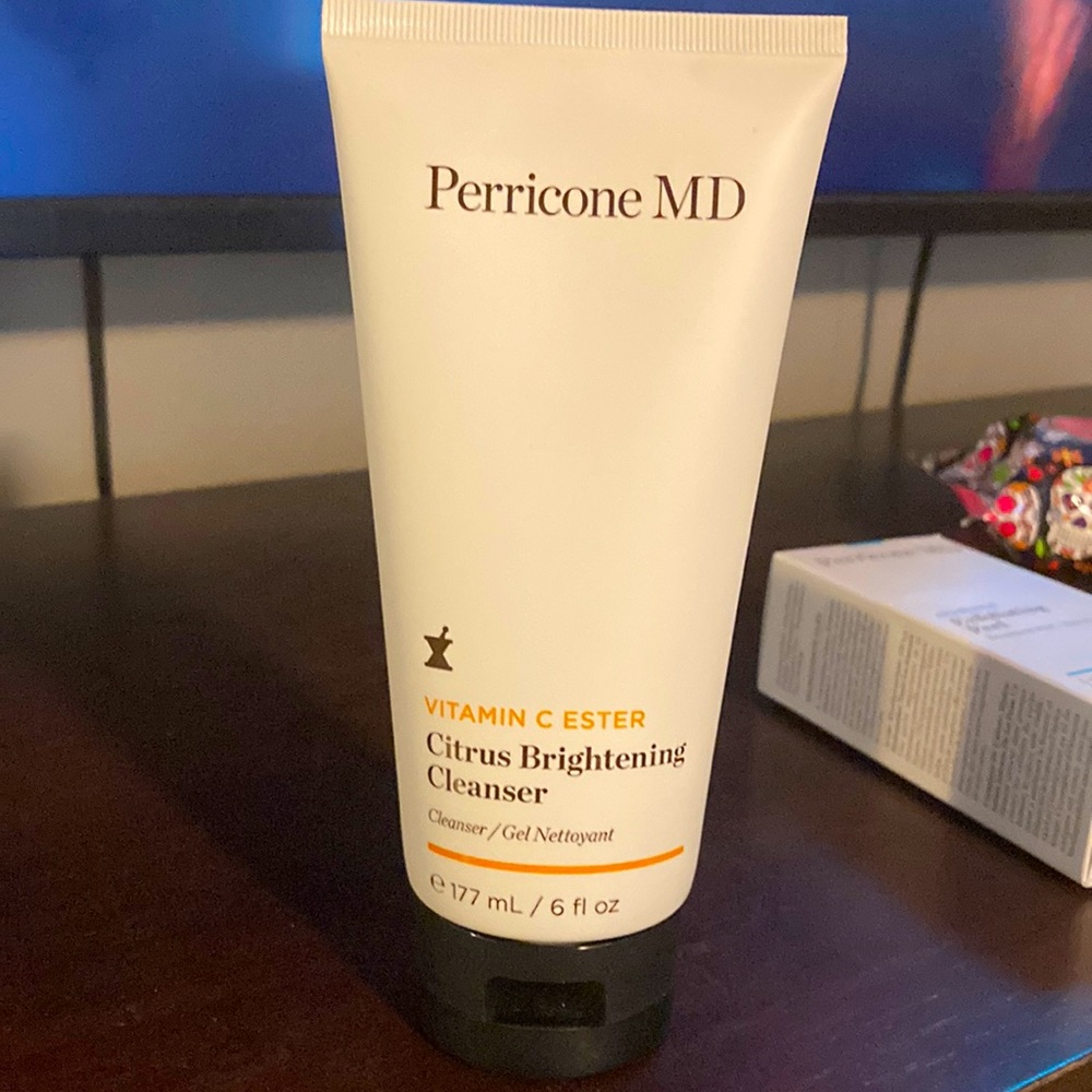 Brand New Sealed Perricone MD Vitamin C Citrus Brightening Cleanser